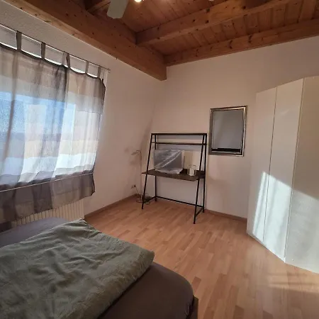 Helles Maisonette Apartment, Balkon, All-in 5g Appartamento Gera