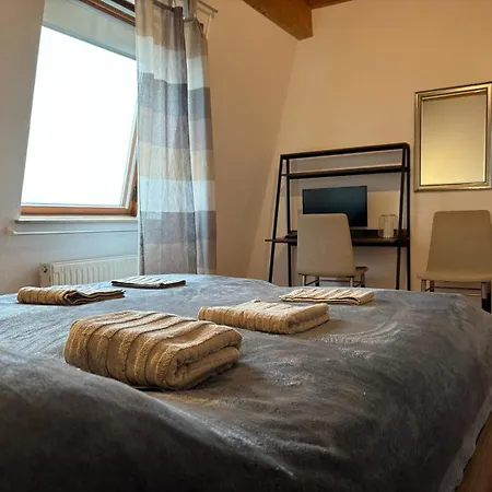 Helles Maisonette Apartment, Balkon, All-in 5g Διαμέρισμα *