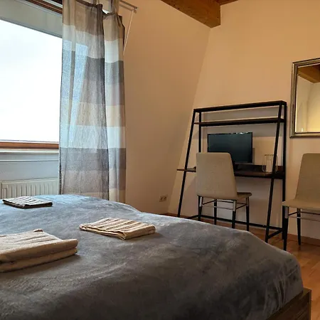 Helles Maisonette Apartment, Balkon, All-in 5g Διαμέρισμα *